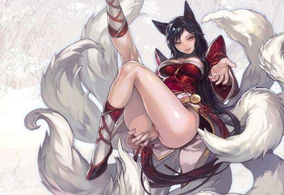 1368433678LoL_Ahri_4-me.jpg