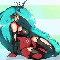 Queen Chrysalis - Photo #1